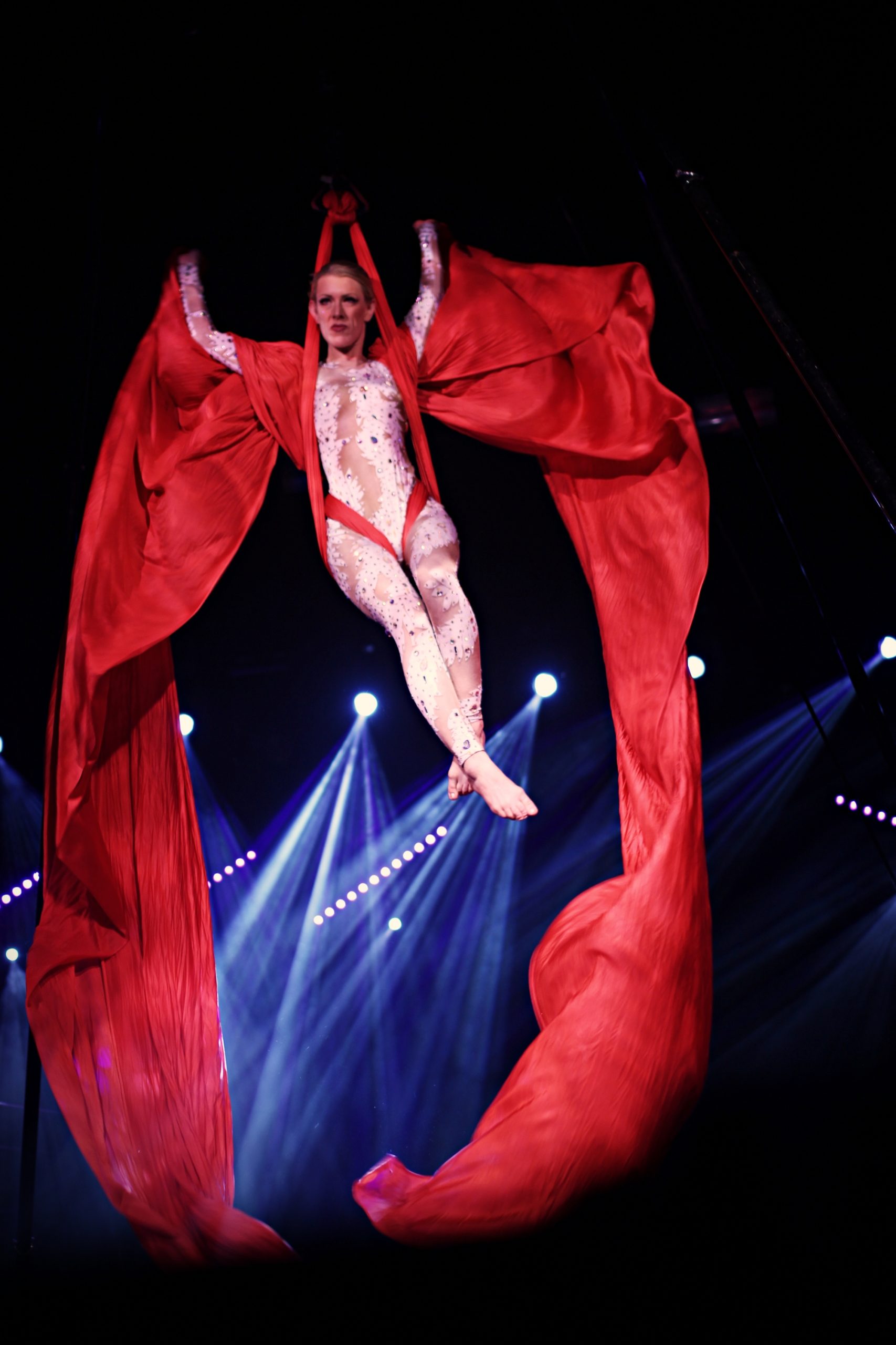 lifestyle acrobat show 09